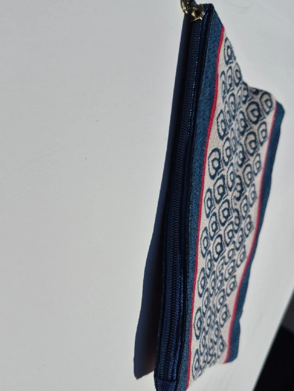 DAR Navy and Beige Patterned Zip Pouch